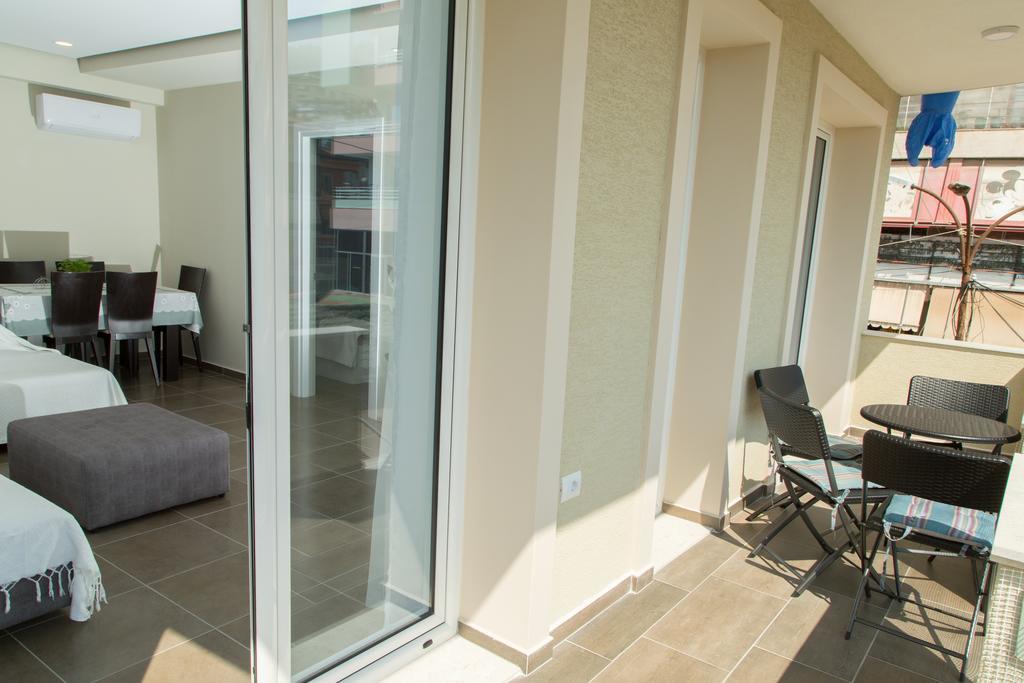 Apartment Te Kalua Saranda Extérieur photo