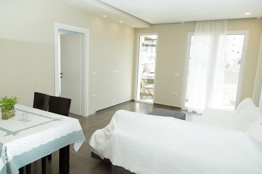 Apartment Te Kalua Saranda Extérieur photo